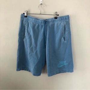 blue nike sweatshirts size Medium